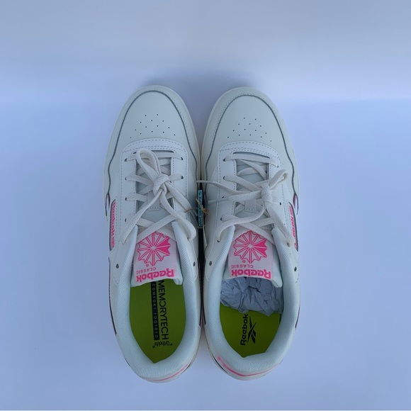 Reebok CLUB MEMT BOLD 2 MEMORY TECH GX0318 Tennis Sneakers Women FTWwhite Sz 11 - Picture 6 of 15